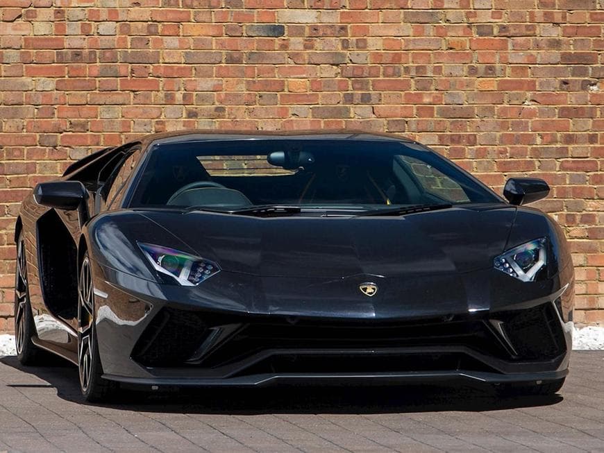 Moda Lamborghini Aventador S | Lamborghini.com