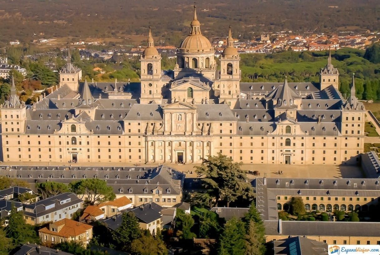 Lugar Real Monasterio de San Lorenzo de El Escorial