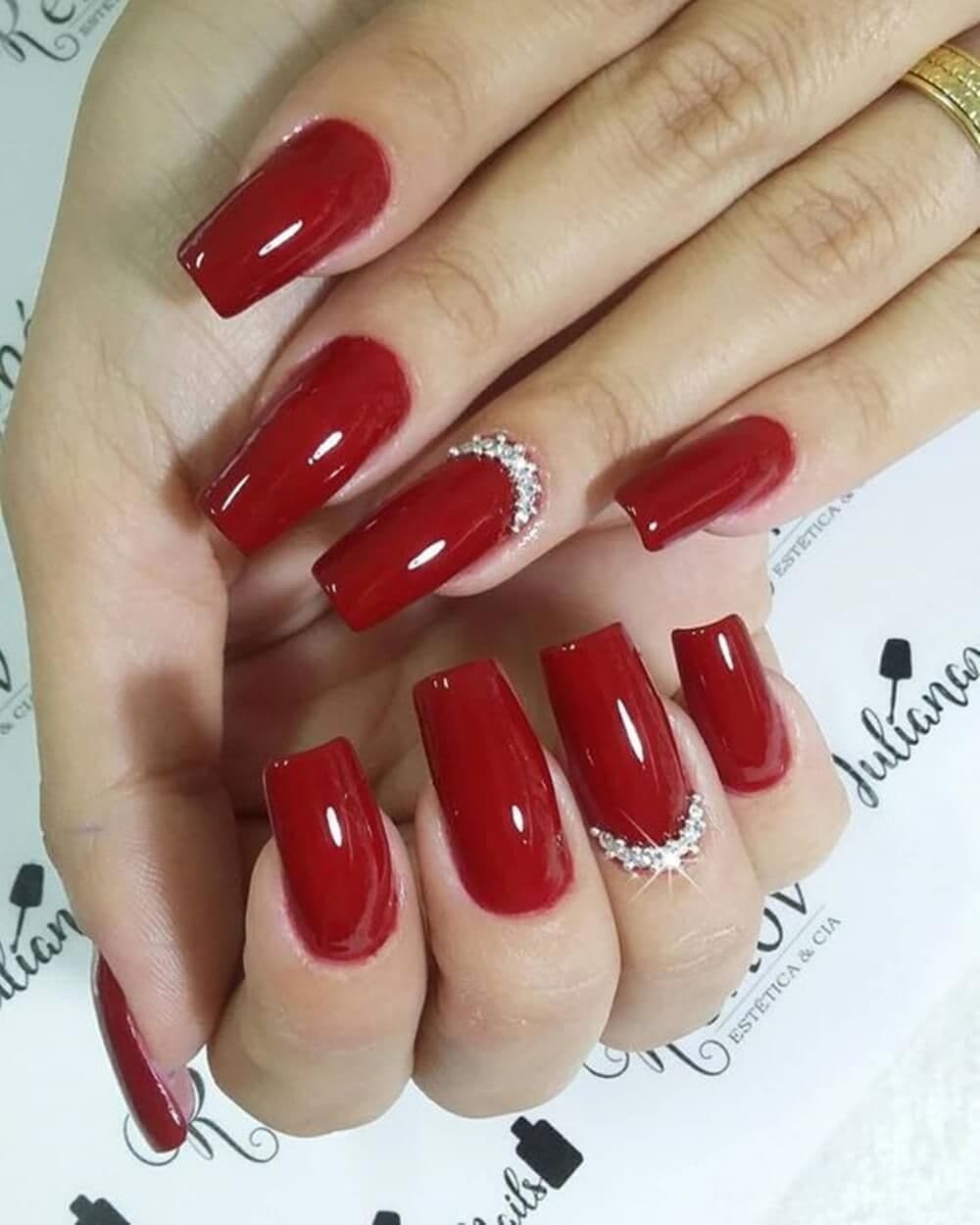 Moda Unhas vermelhas 