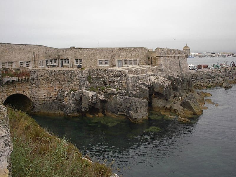 Place Miradouro Junto ao Forte de Peniche