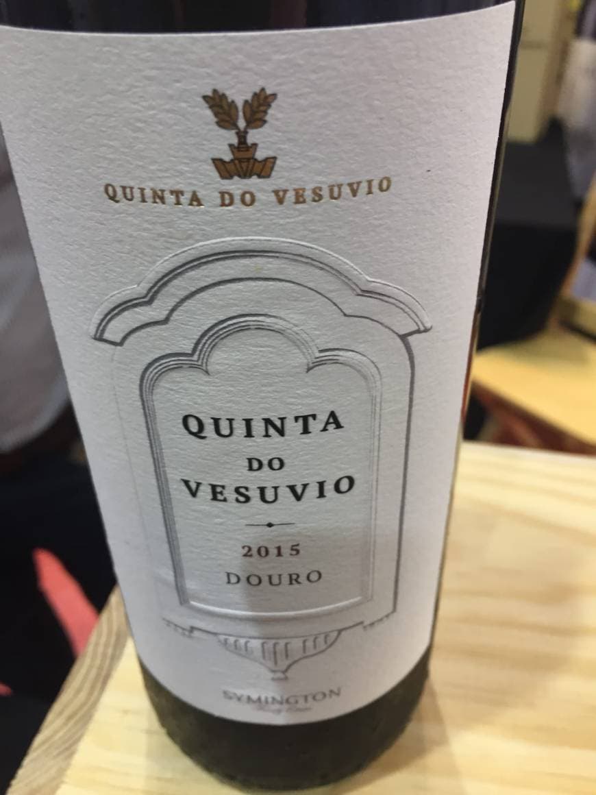 Place 2015 Quinta do Vesuvio red