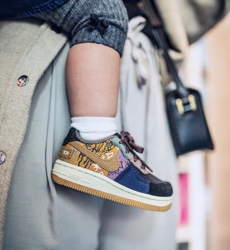 Moda Air Force 1 Low Travis Scott 'Travis Scott'