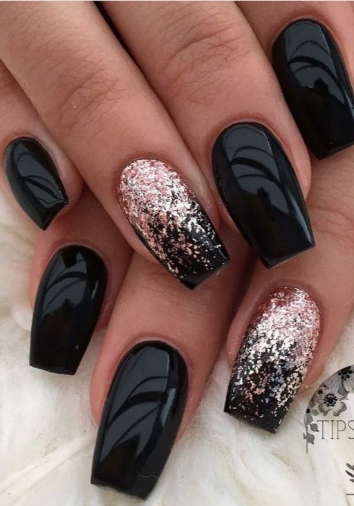 Lugar Black Nail