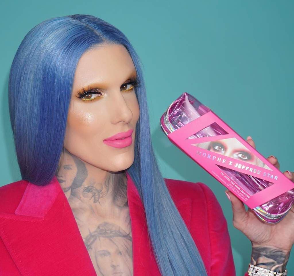 Moda Canal de jeffree Star 