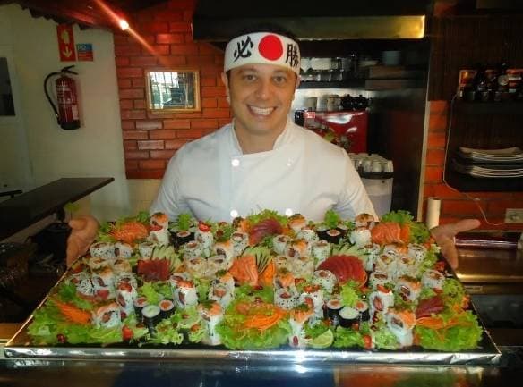 Restaurants Sushi ótimo para grupos! 