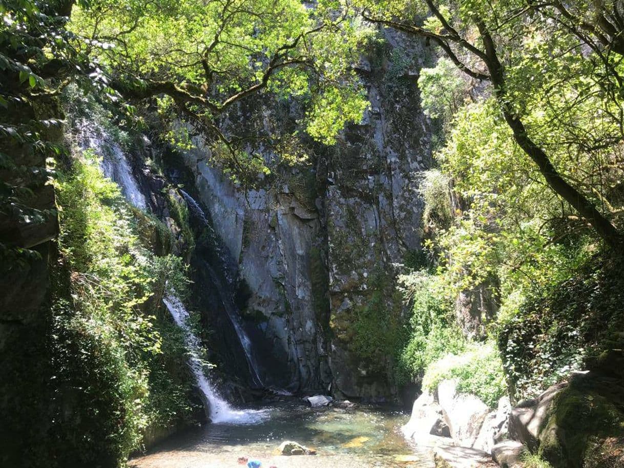 Place Fraga da Pena