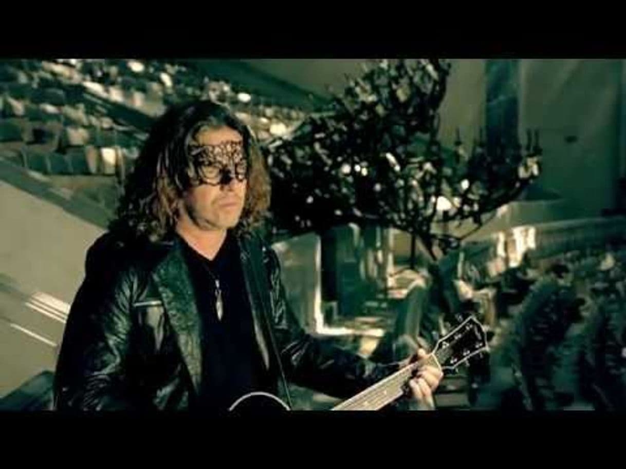 Canción Maná - Amor Clandestino (Video Oficial) - YouTube