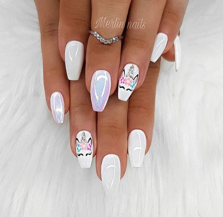 Moda Nails