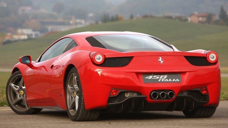 Moda Ferrari 458 Itália 