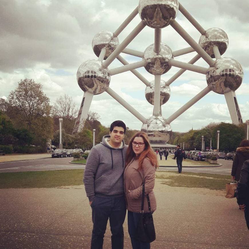 Place Atomium