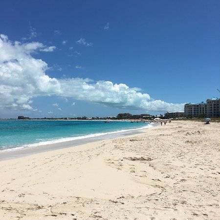 Lugar Grace Bay Beach Ilhas Turcas