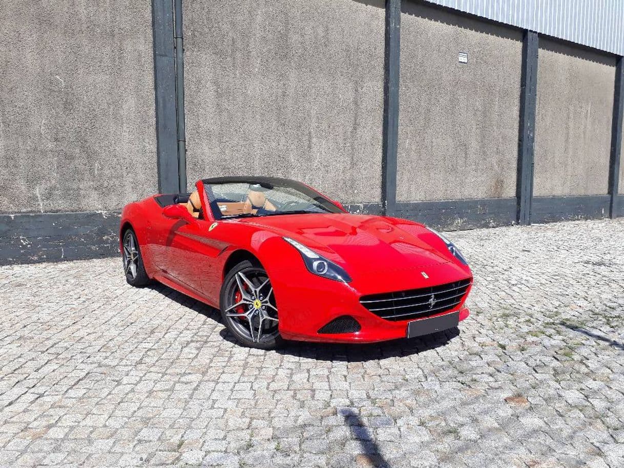 Moda Ferrari California Cabriolet