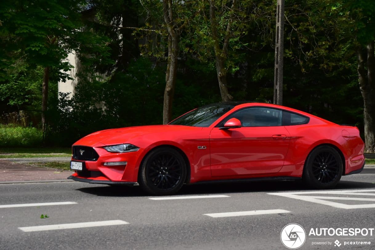 Moda Ford Mustang GT 2018 