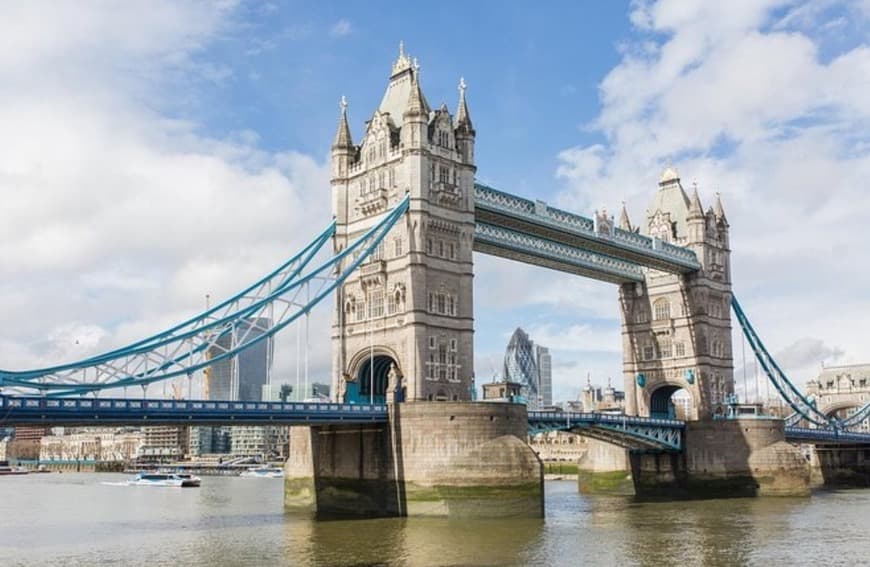 Place Tower Bridge