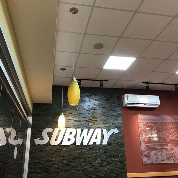 Restaurants Subway