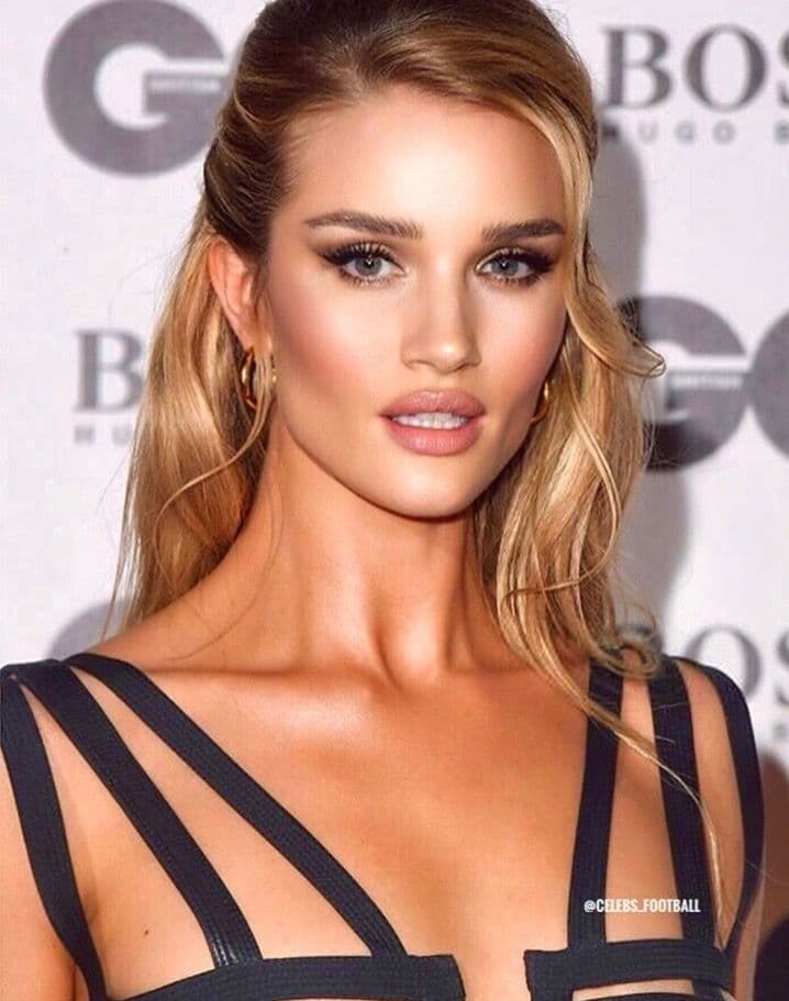 Fashion Rosie Huntington-Whiteley