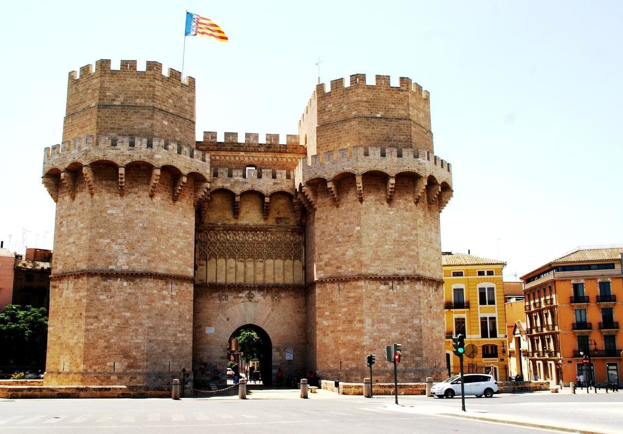 Place Torres de Serranos