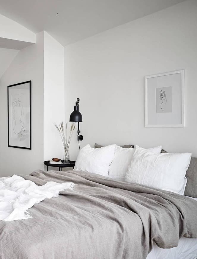 Moda White bedroom