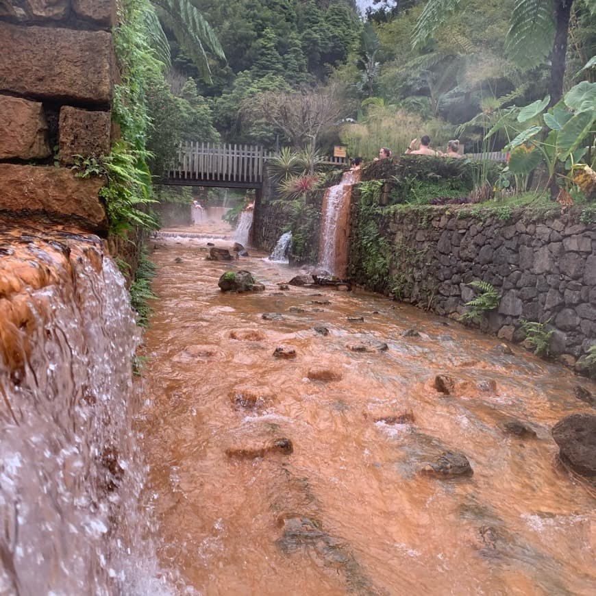 Lugar Poça da Dona Beija