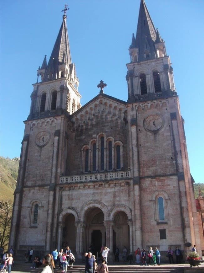 Lugar Basílica de Covadonga