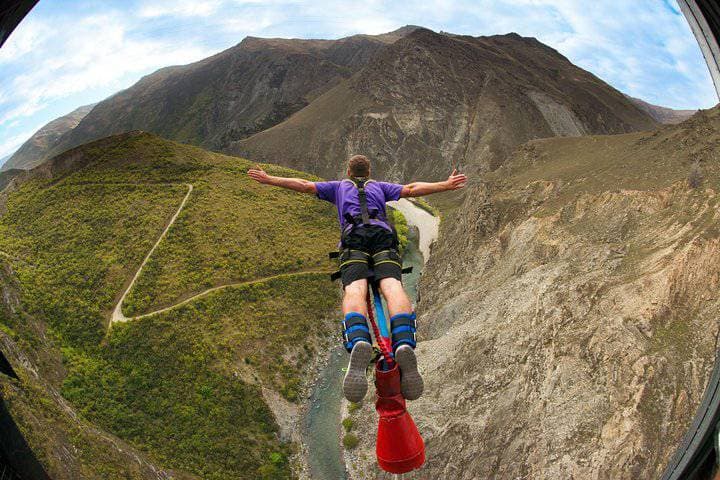 Moda Bungy Jump em Queenstown

