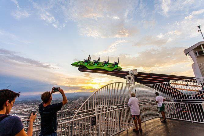 Lugar Stratosphere Tower