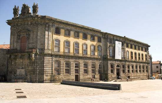 Lugar Centro Português de Fotografia