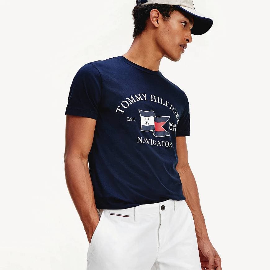 Producto 
TOMMY HILFIGER NAVIGATOR LOGO T-SHIRT

