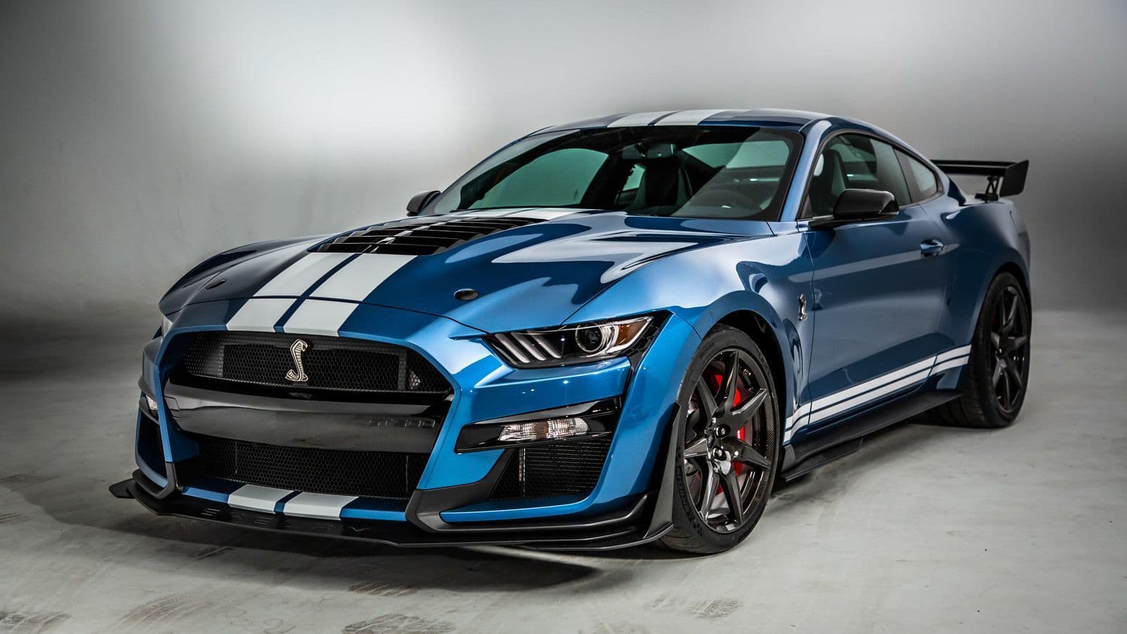 Moda Ford Mustang gt500