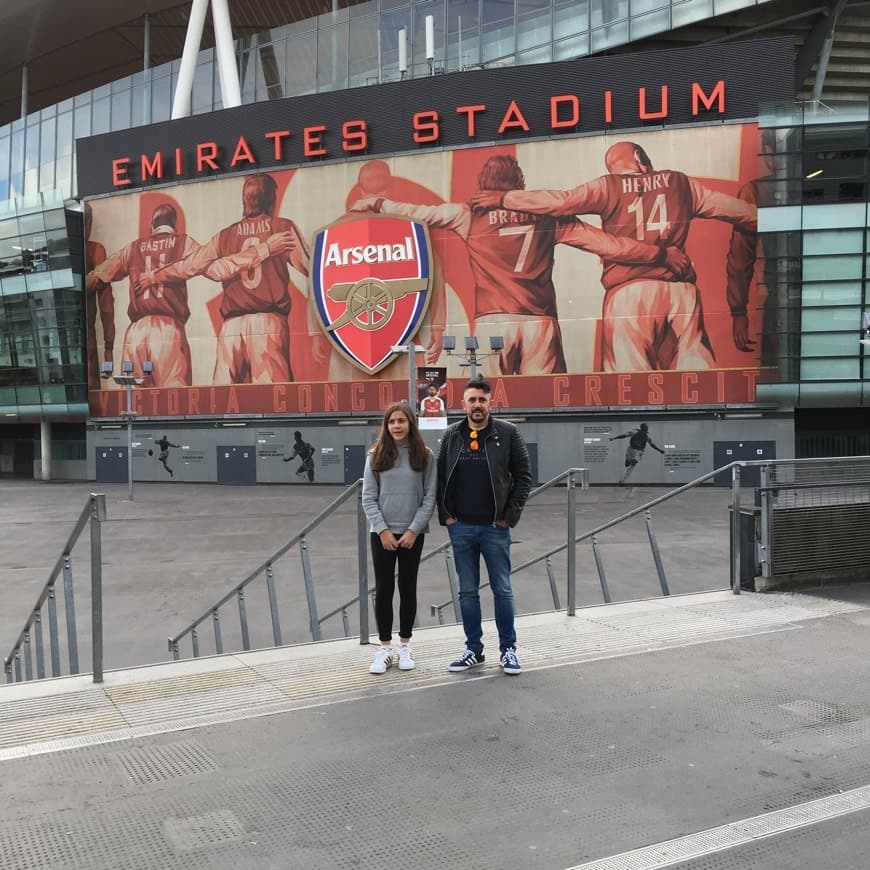 Place Emirates Stadium