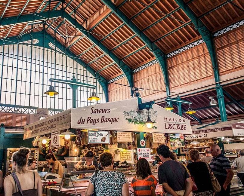 Lugar Les Halles de St Jean de Luz