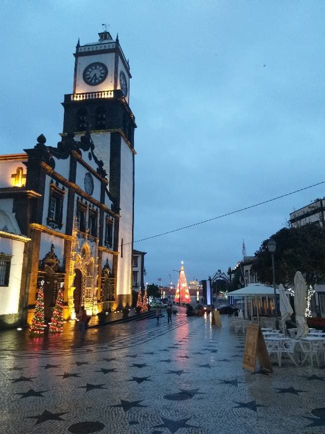 Place Ponta Delgada Central