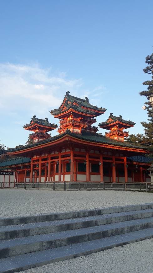 Lugar Heian Shrine