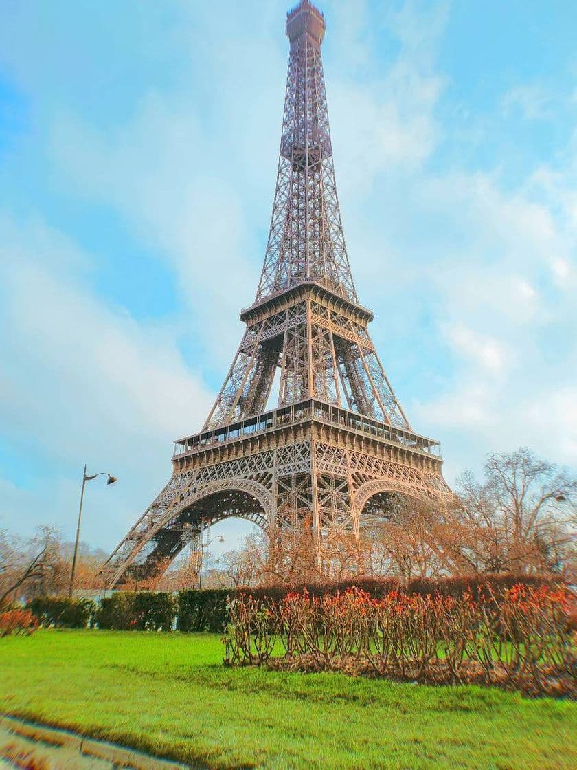 Place Torre Eiffel