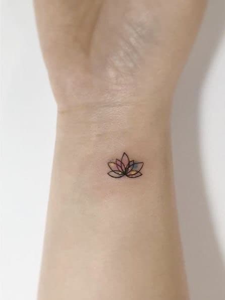 Fashion Tatuagem minimalista