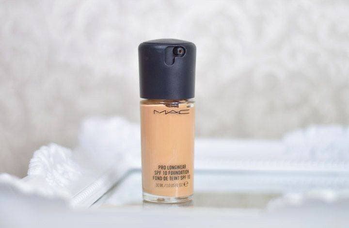 Belleza MAC Studio Fix fluid spf 15 foundation NC25 by M.A.C