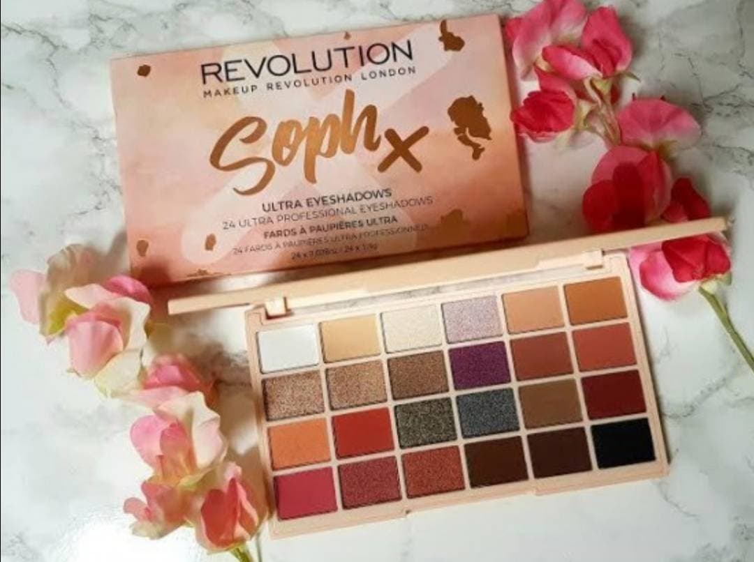 Beauty Paleta de sombras para ojos Makeup Revolution Soph X