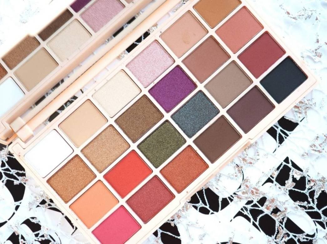 Moda Makeup Revolution Soph x Pallete