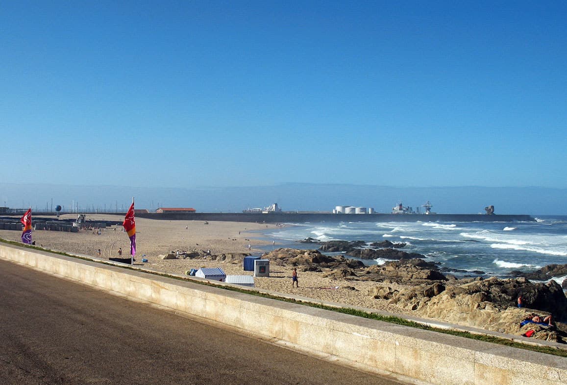 Place Leça da Palmeira Beach