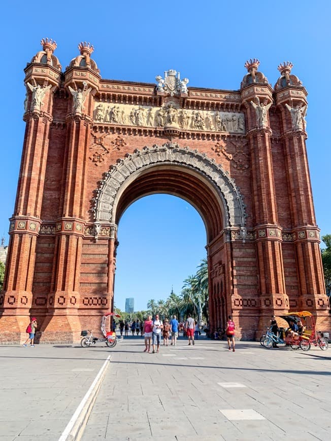 Lugar Arc de Triomf