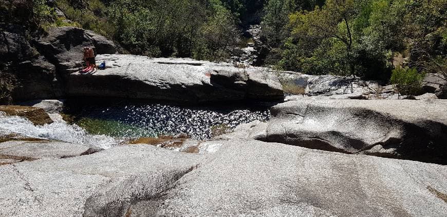 Place Cascata de Várzeas