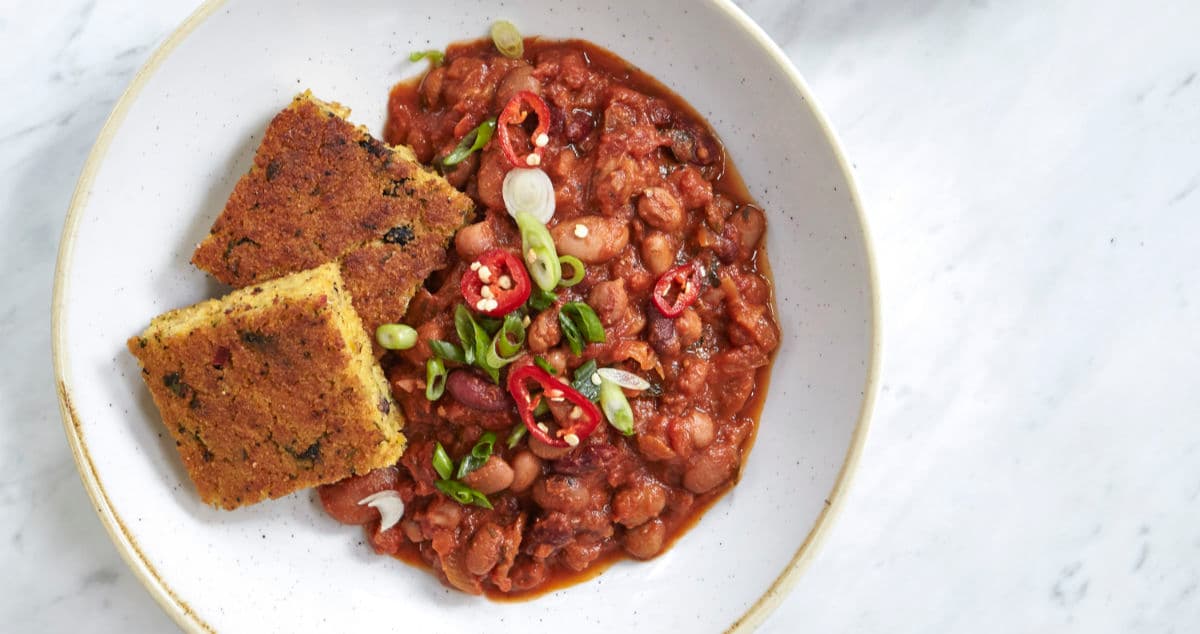 Fashion 5 bean chilli with cornbread