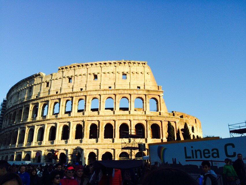 Lugar Coliseo de Roma