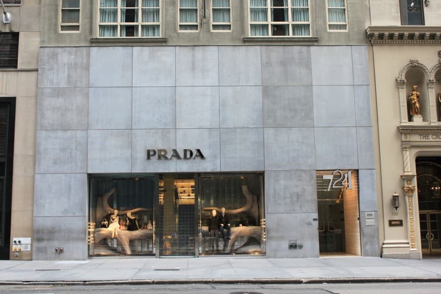 Place Prada New York 5th Avenue