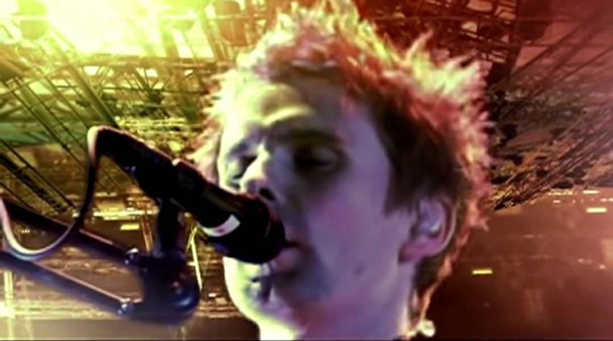 Canción Muse - Butterflies and Hurricanes (Video) 