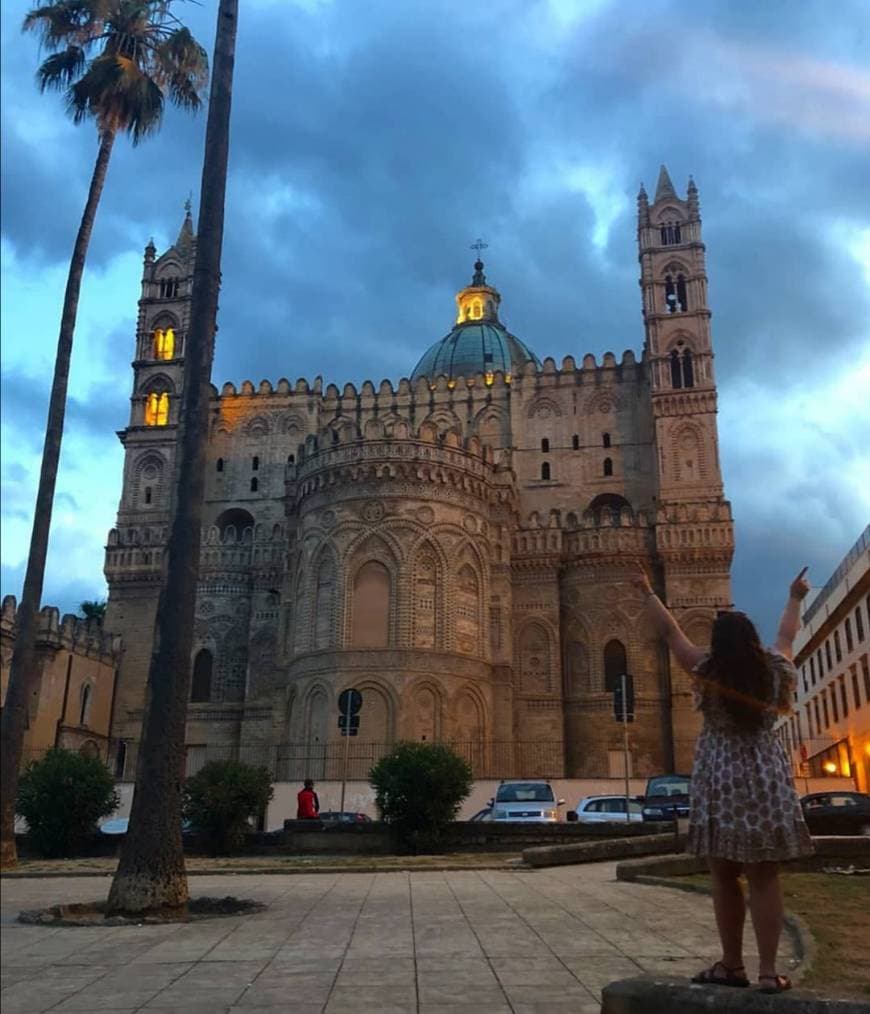 Place Catedral de Palermo