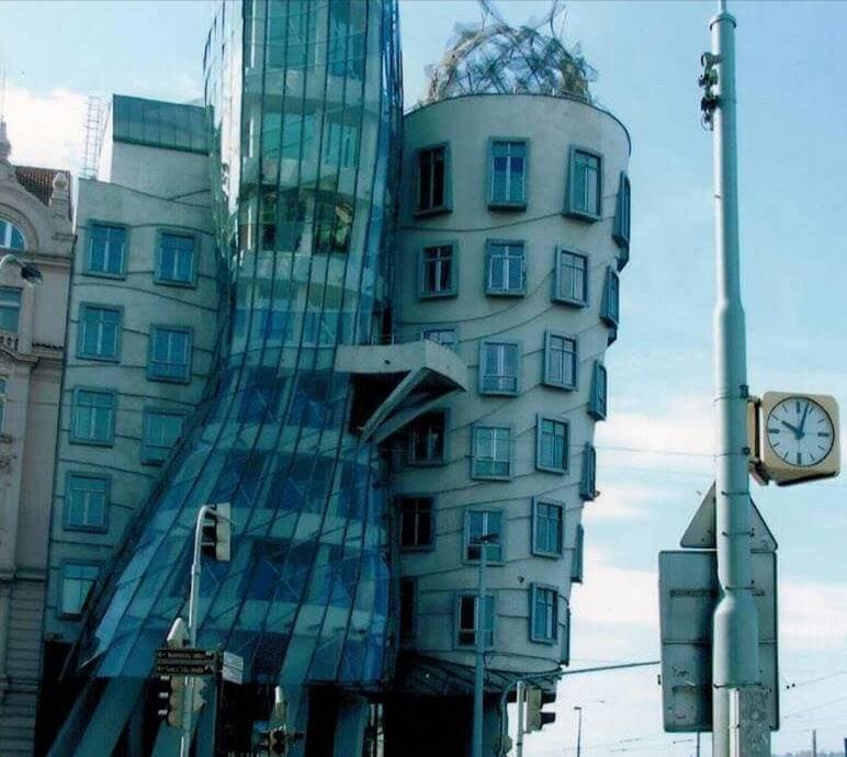 Place Dancing House