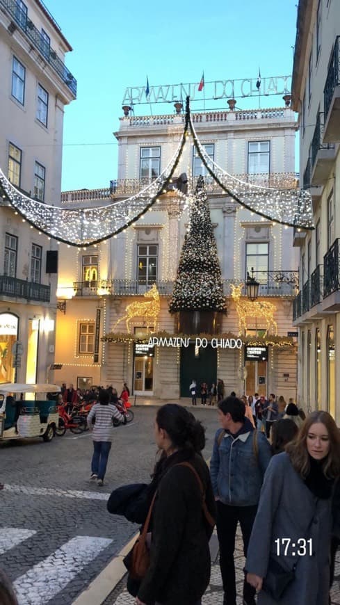 Lugar Armazéns do Chiado