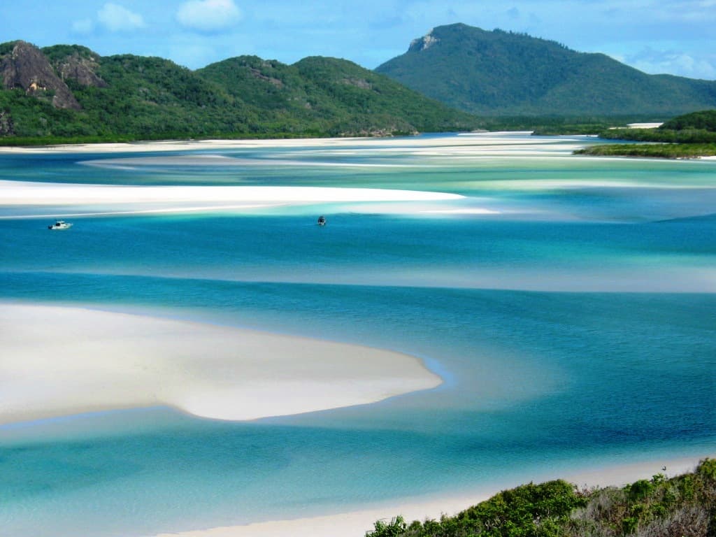 Place Whitsunday Island