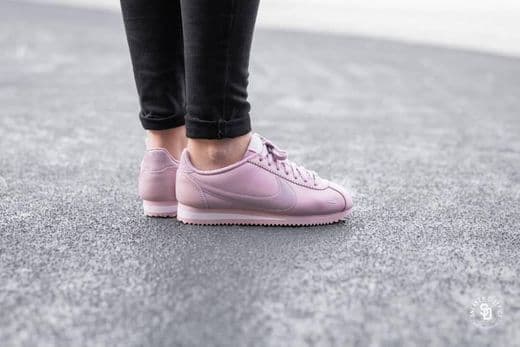 Product Nike Cortez in Pink